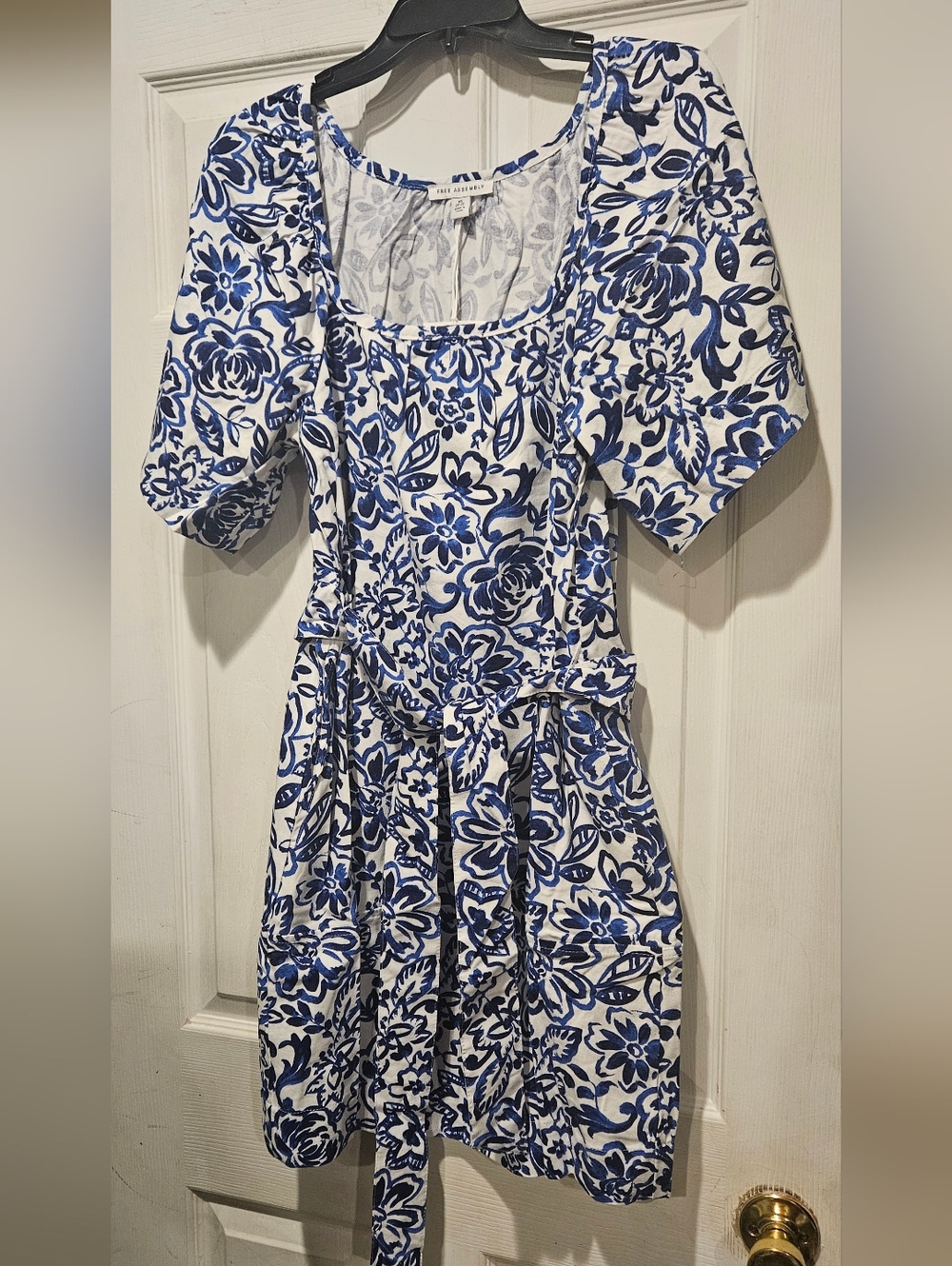 FREE ASSEMBLY DRESS